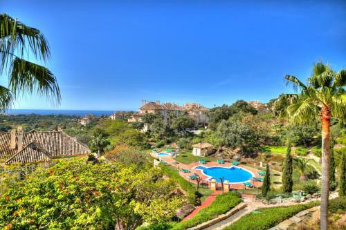 Wave Golf Apartment @elviria Hills