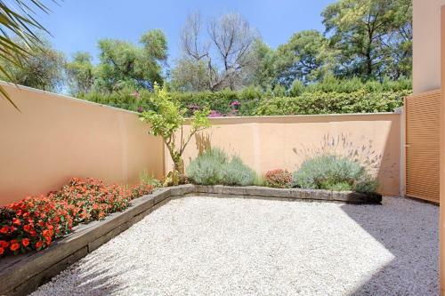 Jardines De Lunamar Beach Apartment