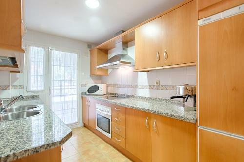 Jardines De Lunamar Beach Apartment