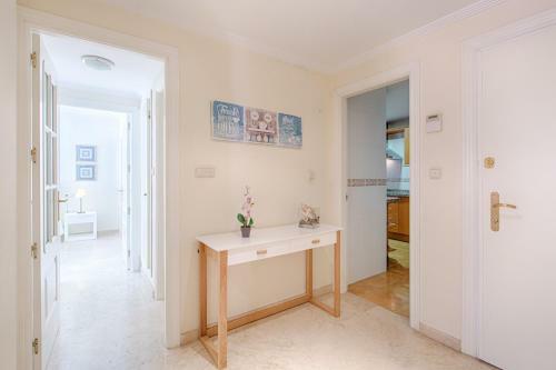 Jardines De Lunamar Beach Apartment