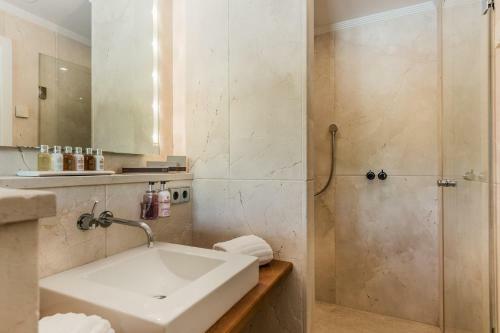 Bed & Breakfast The Residence By The Beach House Marbella