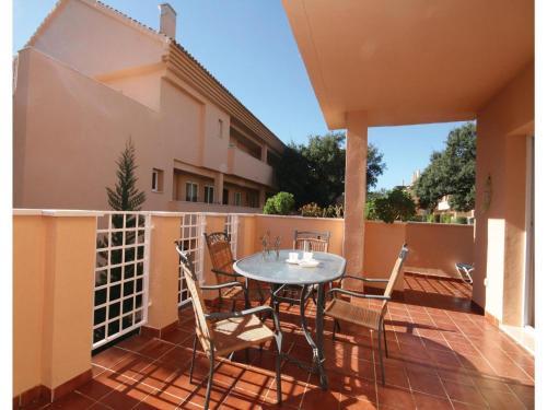 Three-bedroom Apartment In Marbella-elviria
