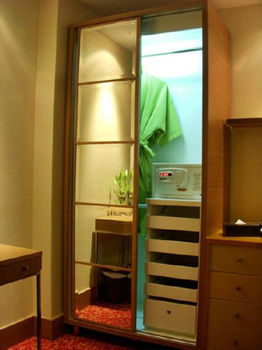 Hotel Tango Vibrant Living Place