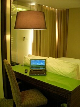 Hotel Tango Vibrant Living Place