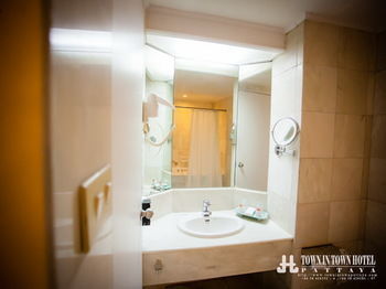 Hotel Town In Town Pattaya