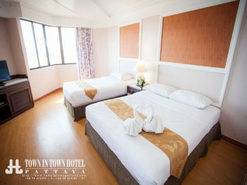 Hotel Town In Town Pattaya