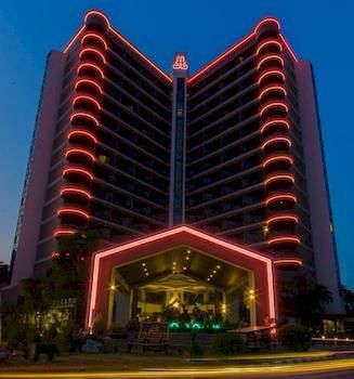 Hotel Town In Town Pattaya