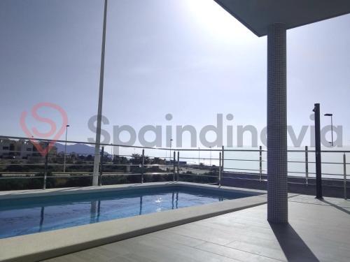 Villa Astonishing Beach And Pool House