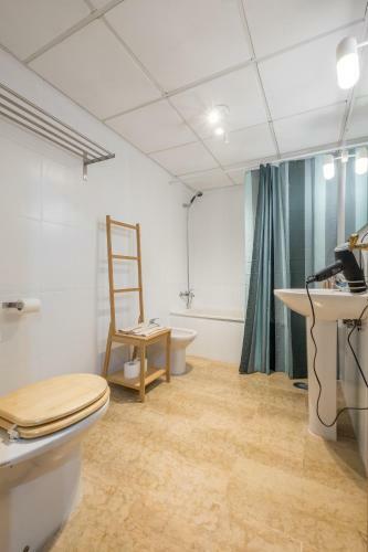 Hostal Activa Suite Home Hostel