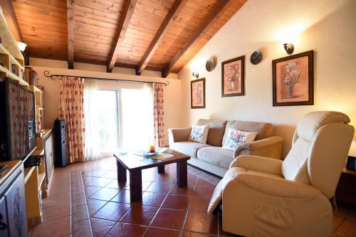 Casitas Select - Villa Abajo In Mijas