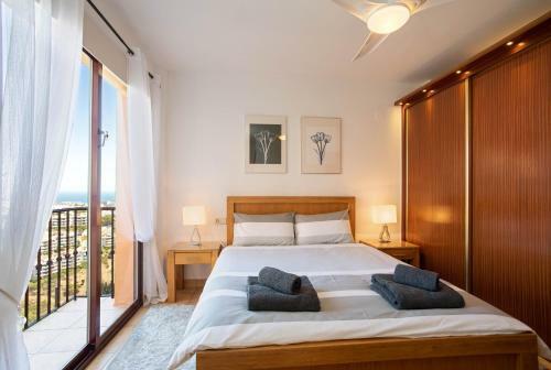 Apartamento Stunning 4 Bed Duplex In Calahonda With Sea Views