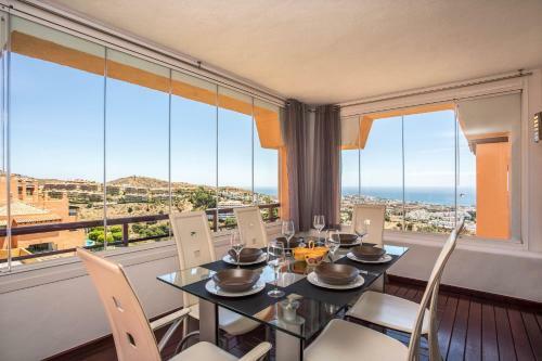 Apartamento Stunning 4 Bed Duplex In Calahonda With Sea Views