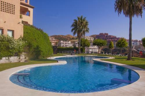 Apartamento Stunning 4 Bed Duplex In Calahonda With Sea Views