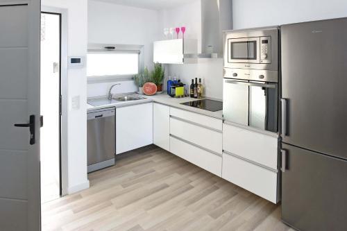 Apartamento Amadores C&h Suite