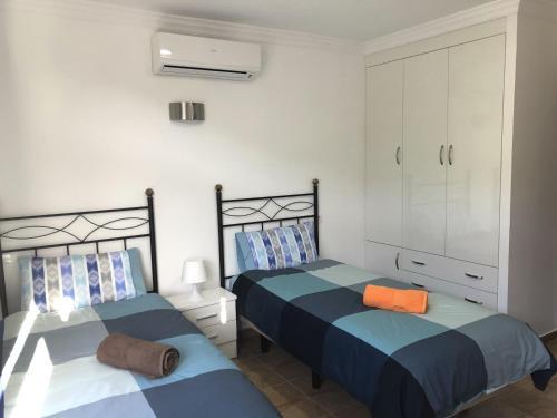 Apartamentos Acor�n Mog�n