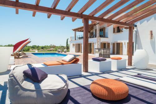 Moscari Villa Sleeps 10 Pool Wifi