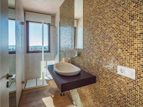 Four-bedroom Holiday Home In Moscari