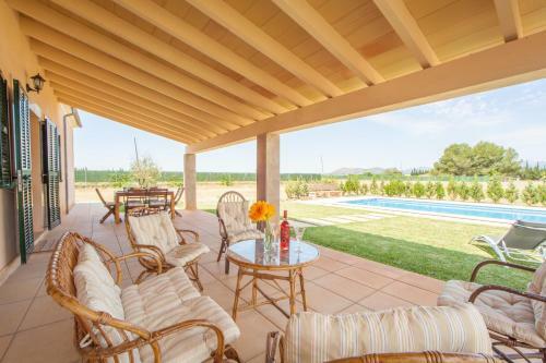Villa S'estaci�
