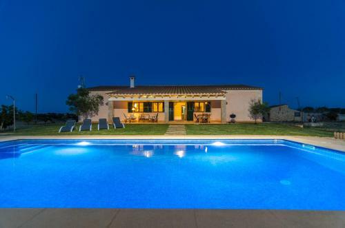 Villa S'estaci�