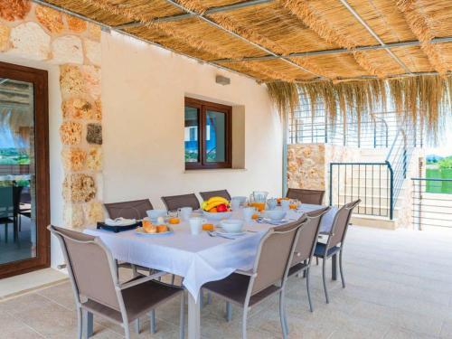 Holiday Home Can Bou