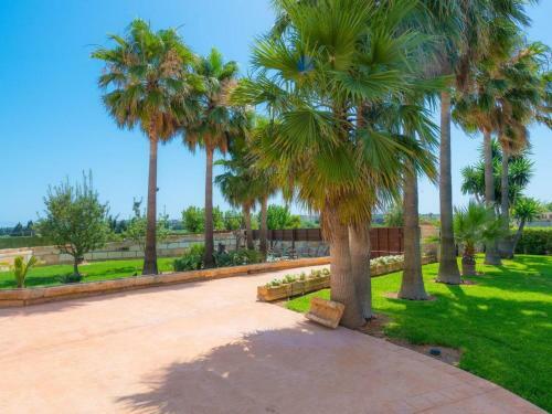 Holiday Home Can Bou