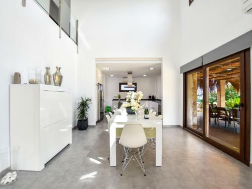 Holiday Home Can Bou
