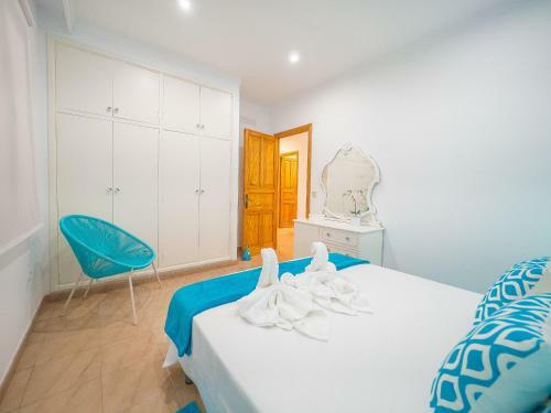 Apartamento Piscina Muro