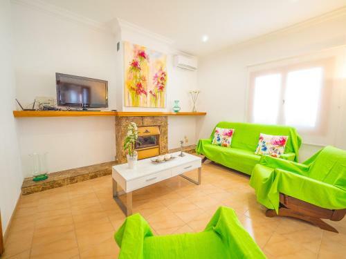 Apartamento Piscina Muro