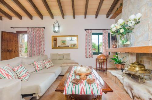 Villa Es Moy� Des Pins