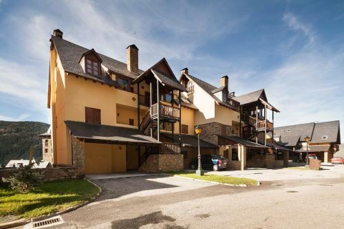 Apartamentos Tanau III