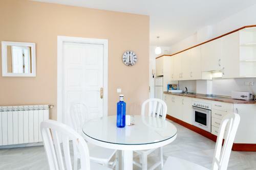 Apartamentos Almoraide Suites