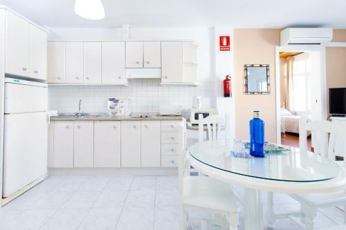 Apartamentos Almoraide Suites
