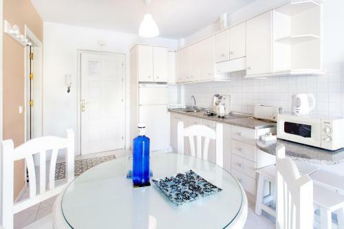 Apartamentos Almoraide Suites