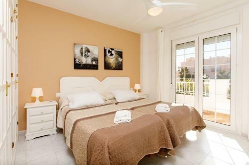 Apartamentos Almoraide Suites