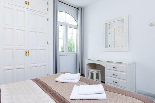 Apartamentos Almoraide Suites