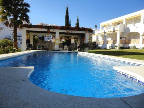 Apartamentos Almoraide Suites