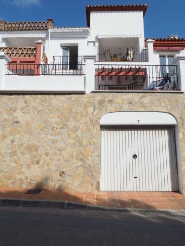 Nerja Paradise Rentals - Villa Aljamar