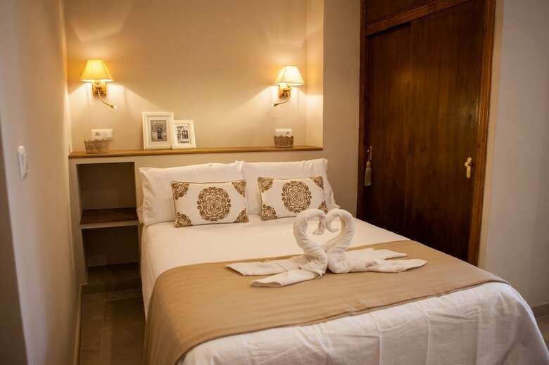 Hostal Boutique Plaza Cantarero
