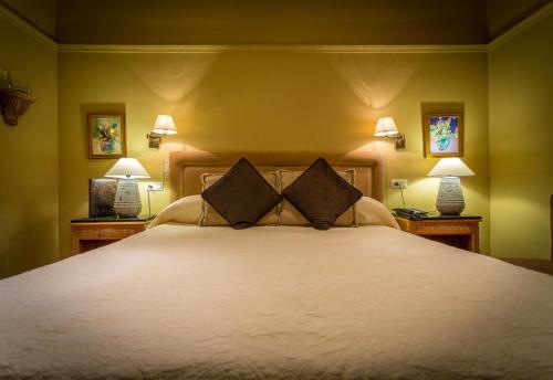 Hotel Carabeo
