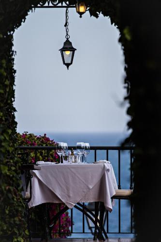 Hotel Carabeo
