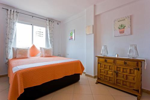 Stylish Apartment Over Balcon De Europa