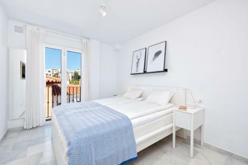 Three-bedroom Apartment With Terrace Irene