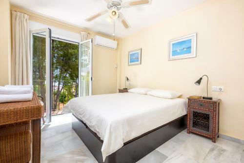 Three-bedroom Apartment With Terrace Irene