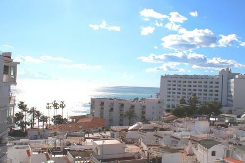 Apartment With Sea Views
