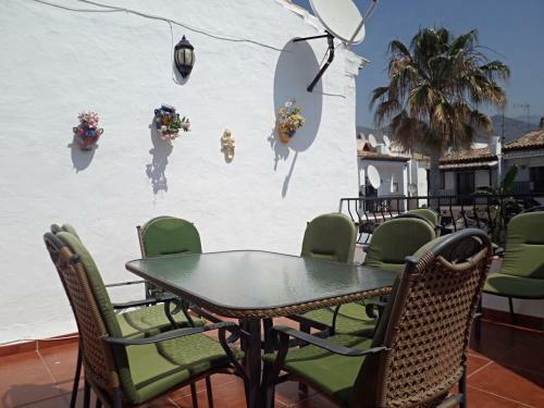 Nueva Nerja 79 Menyber