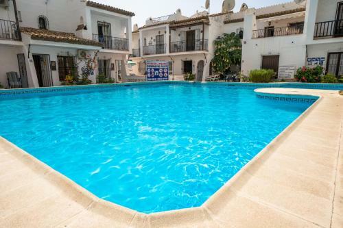 Nueva Nerja 79 Menyber