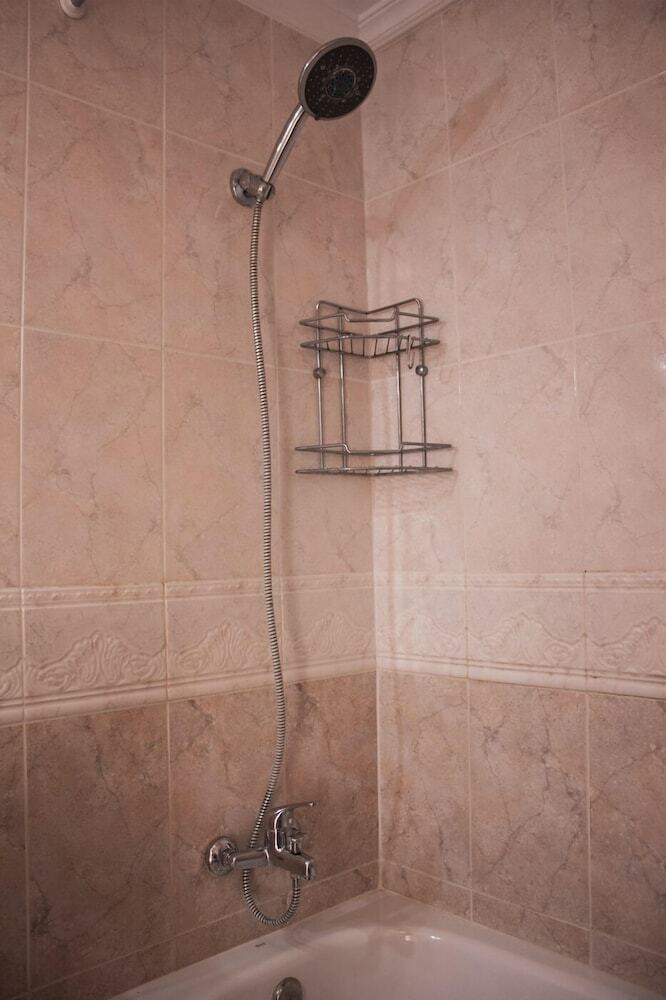 Cipreses House Nerja Canovas