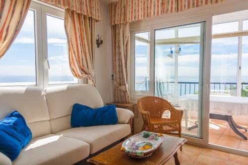 Apartamento Acapulco Playa Nerja Canovas
