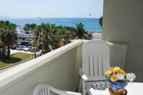 Apartment In Burriana Beach