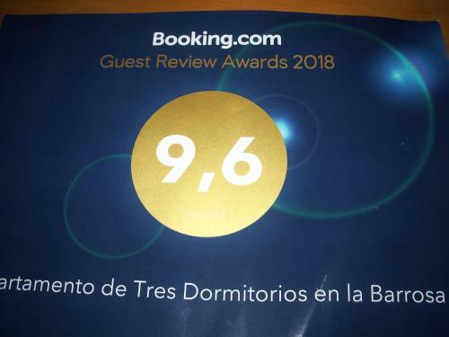 Apartamento De Tres Dormitorios En La Barrosa